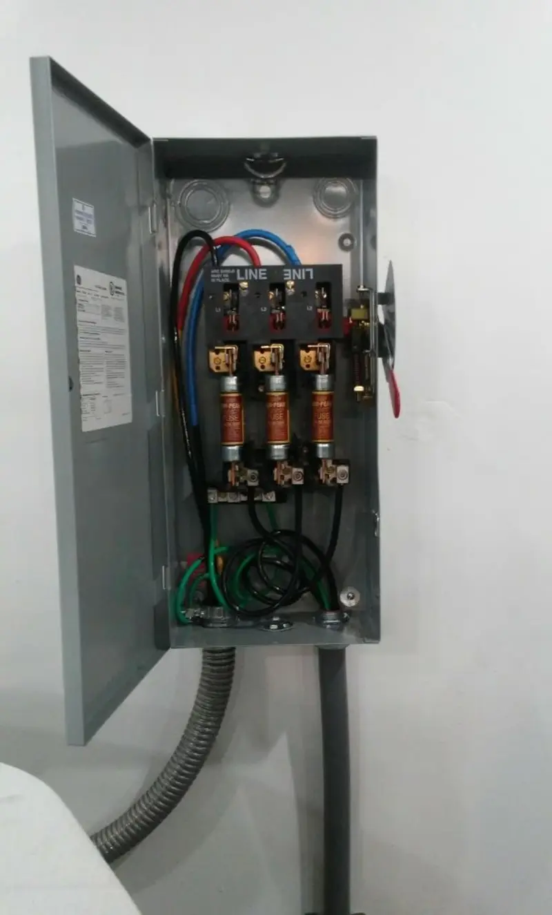 Three-phase disconnect switch installed for Electrical Wiring & Rewiring in Meridianville